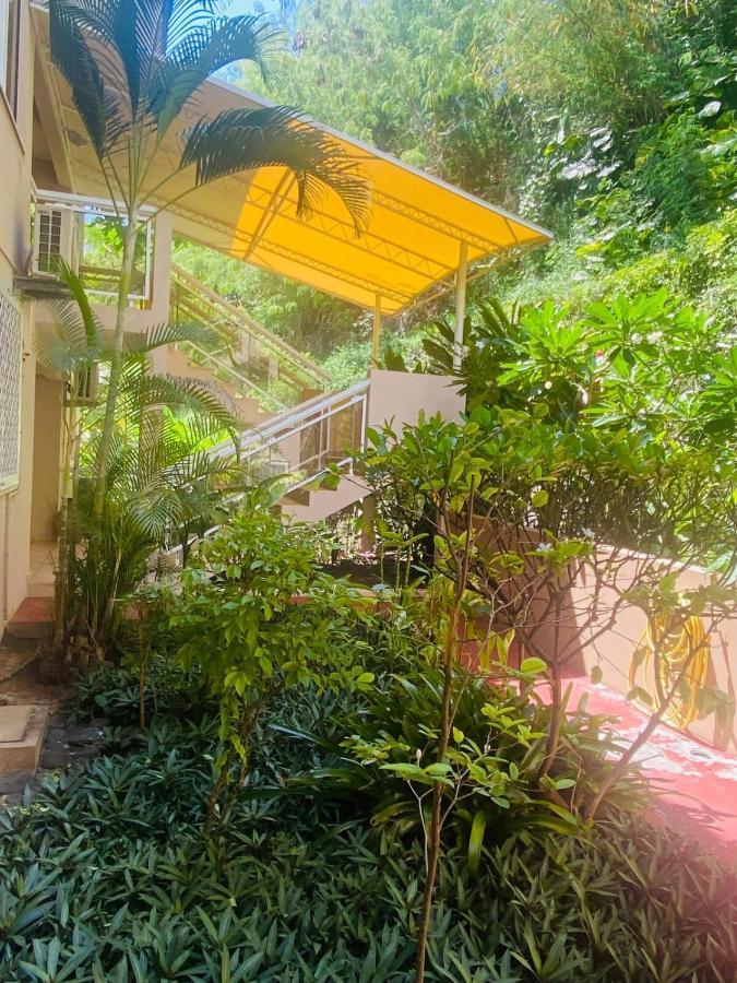 TAHITI Appartement 2 chambres Tres Belle vue mer RES TAHIRI 2 Punaauia  Extérieur photo