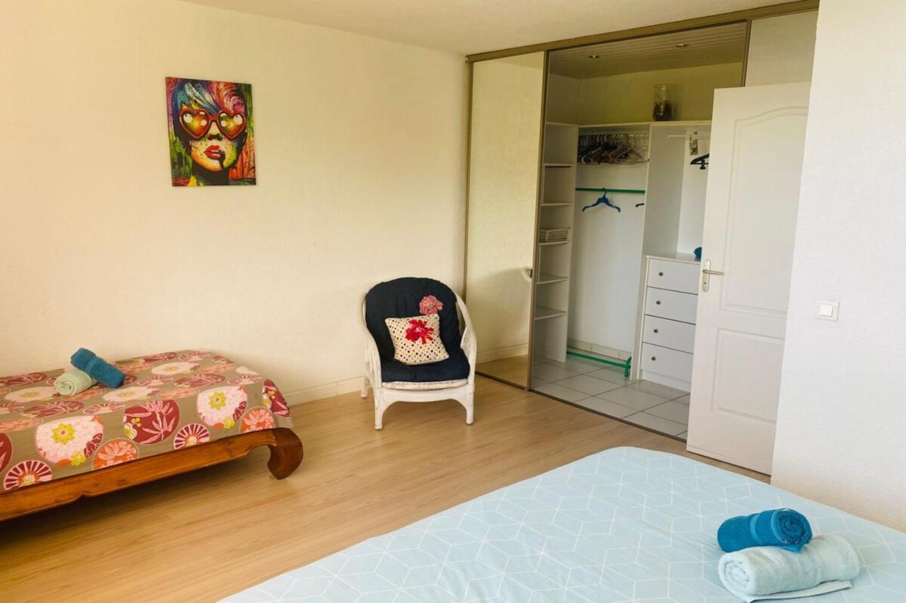TAHITI Appartement 2 chambres Tres Belle vue mer RES TAHIRI 2 Punaauia  Extérieur photo
