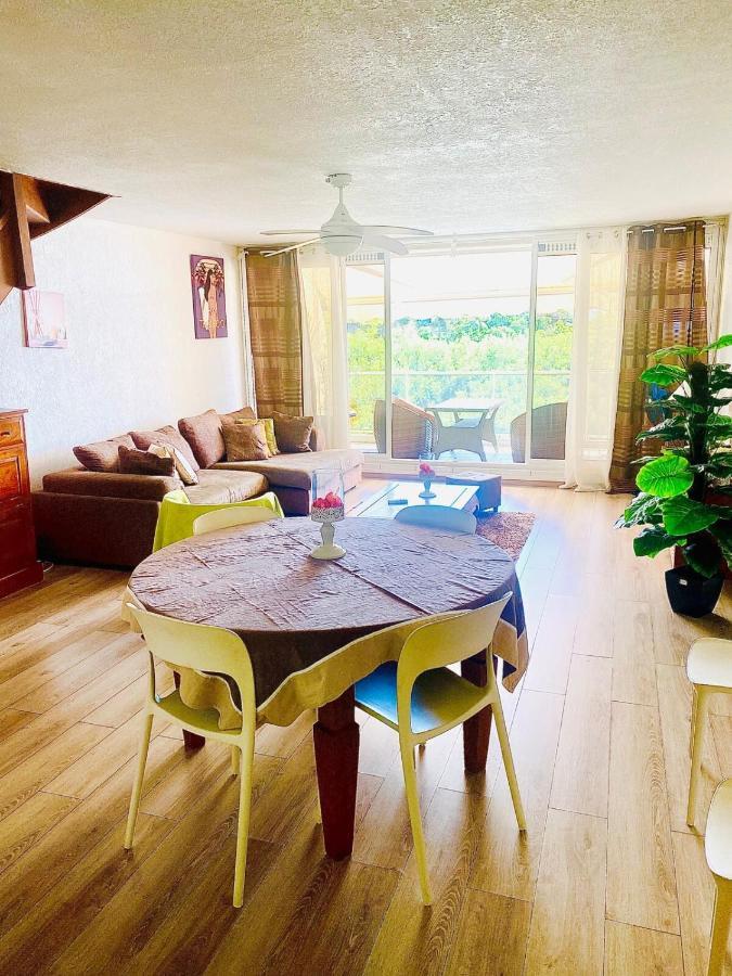 TAHITI Appartement 2 chambres Tres Belle vue mer RES TAHIRI 2 Punaauia  Extérieur photo